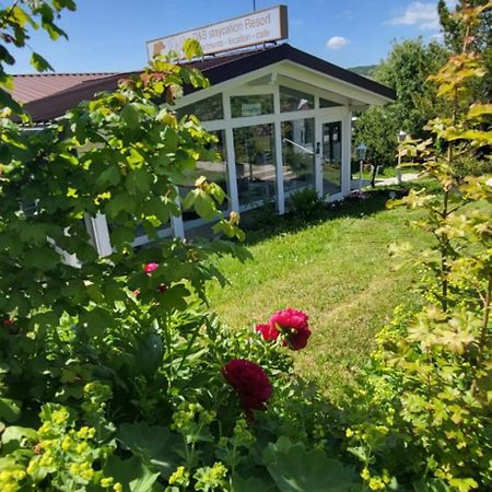 D&B Staycation Ferienpark Niedenstein Dış mekan fotoğraf