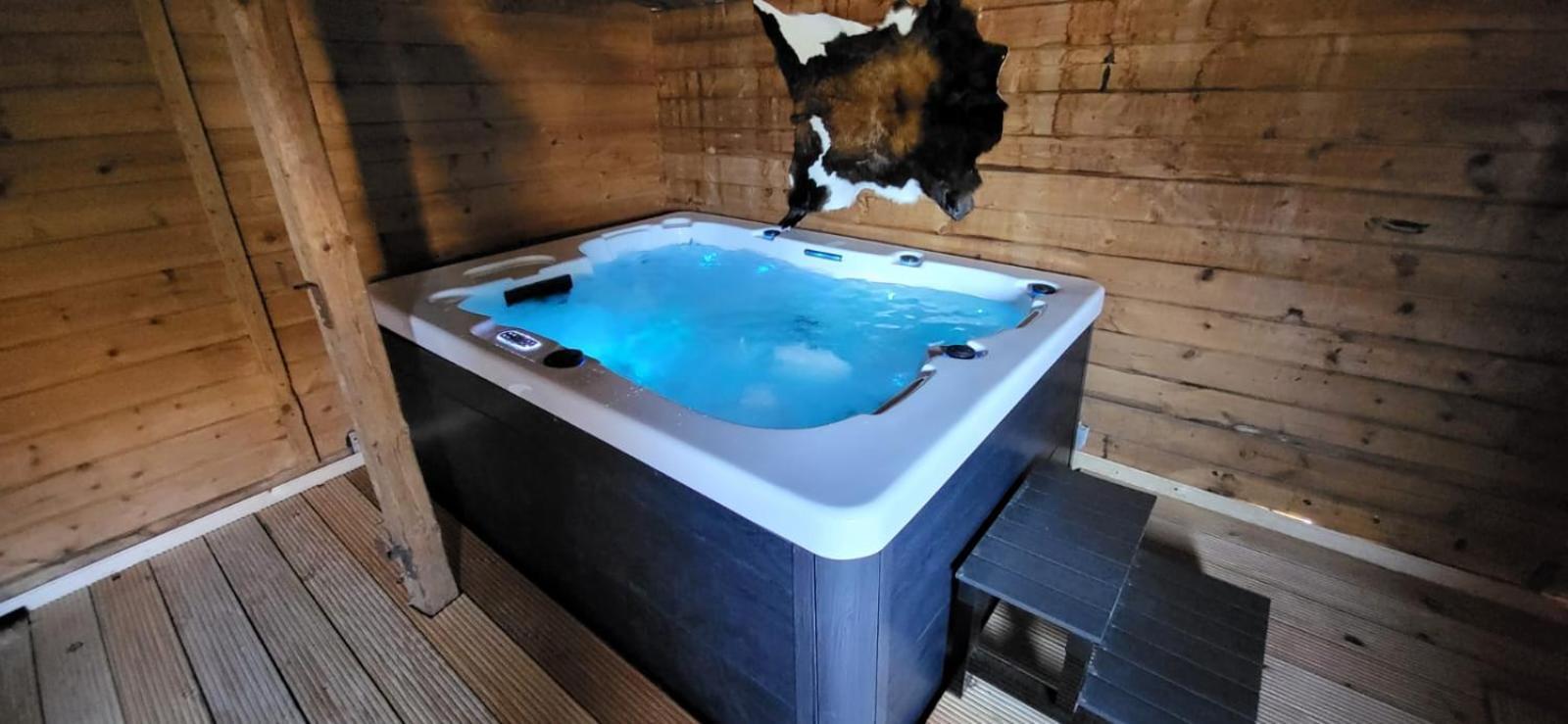 D&B Staycation Ferienpark Niedenstein Dış mekan fotoğraf