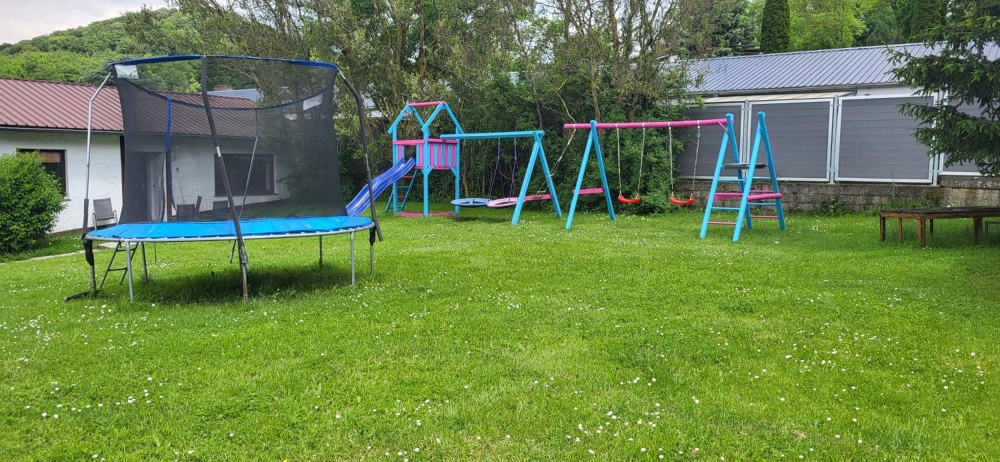 D&B Staycation Ferienpark Niedenstein Dış mekan fotoğraf
