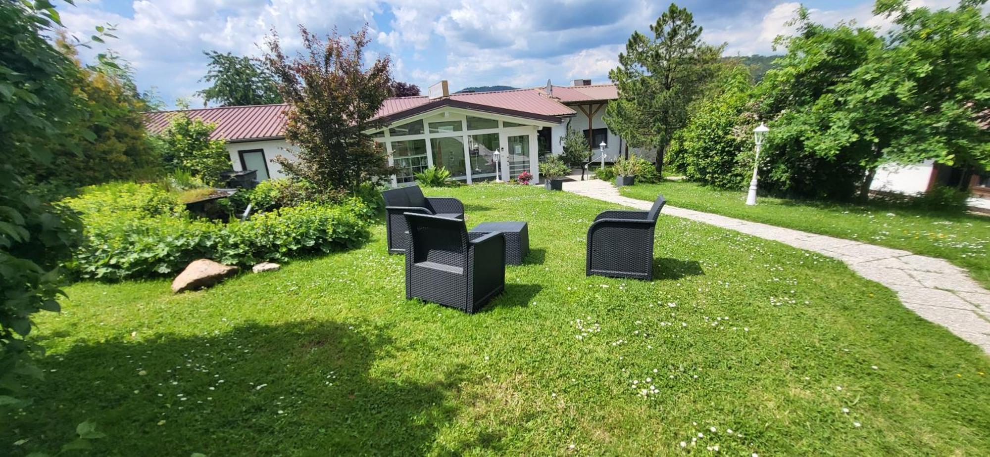 D&B Staycation Ferienpark Niedenstein Dış mekan fotoğraf